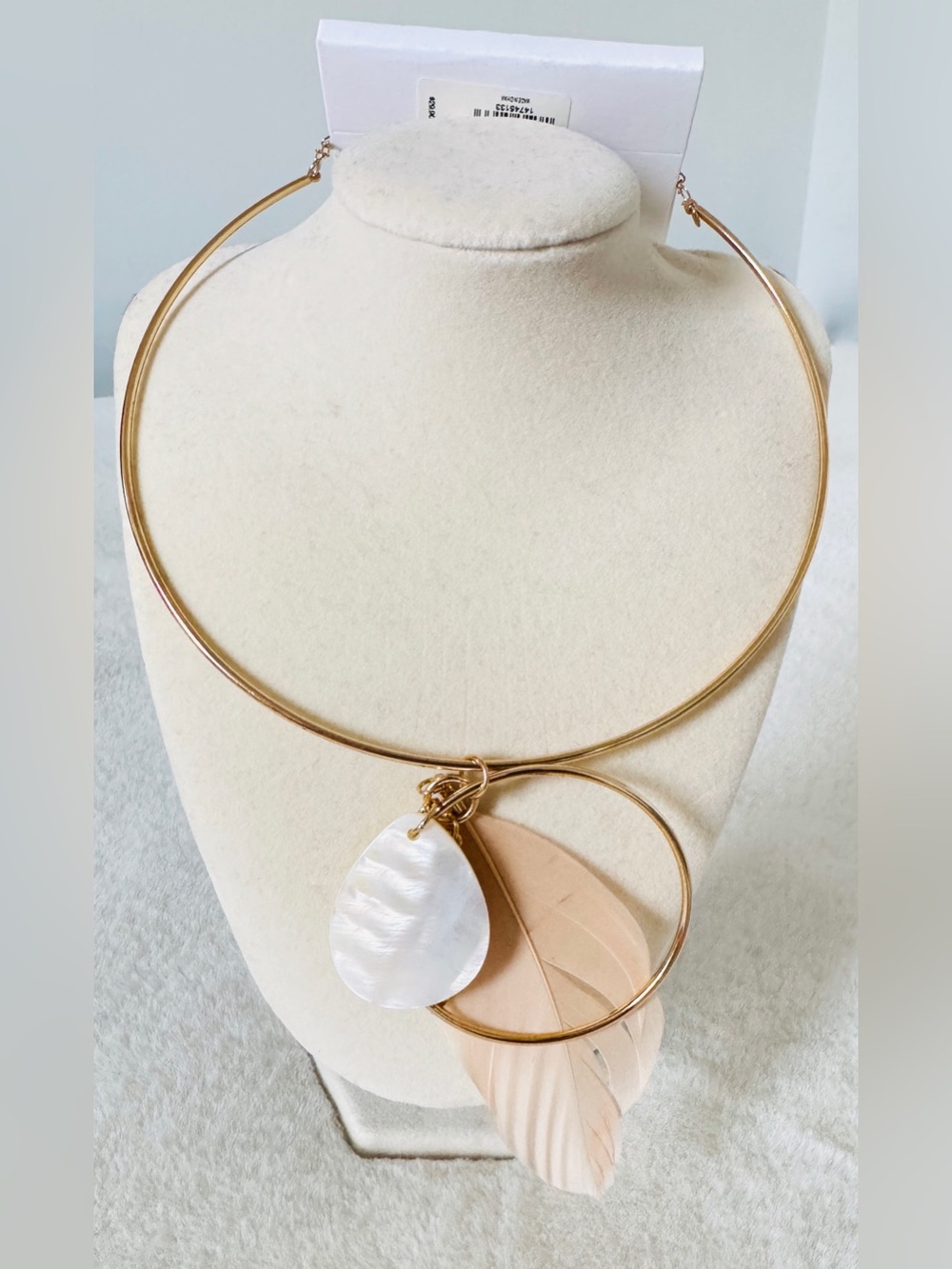 Express Shell and Feather Boho Gold Tone Collar Necklace - NWT